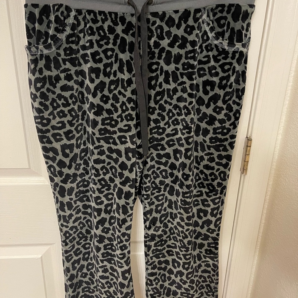 Lularoe cozy crop pants with pockets
